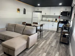 Sunflower Apartment - Image 2