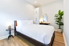 Luxury Tay River Macallan Apartment Downtown Perth - Image 4