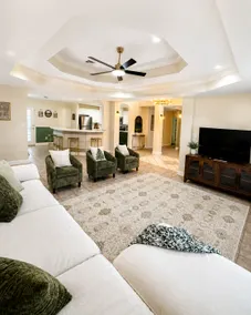 Green Door Getaway | Charming White Brick Retreat - Image 2