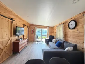 Waterfront Retreat | The Perfect Place to Recharge - Image 3
