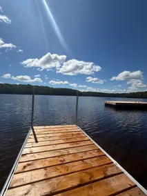 Waterfront Retreat | The Perfect Place to Recharge - Image 4