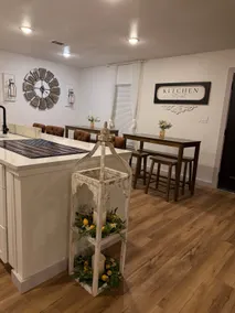 The Rustic Charm | Downtown Midlothian•Full House - Image 4
