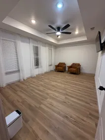 The Rustic Charm | Downtown Midlothian•Full House - Image 5
