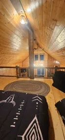 Hidden Valley Cabin-a diamond by the Pembina River - Image 4