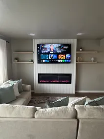 Lakefront Apartment - Image 4