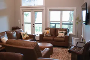 Blaze’s Bungalow - Image 2