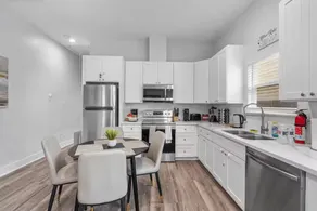 Unit B- Modern Comfort • 2BR Near Houston Stadiums - Image 4