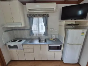 Dreamin' Lodge - Sleeps 6 - Image 5