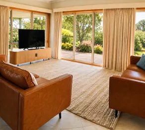 Hollams Horizon Farm Stay - Lake & Mountain Views - Image 3