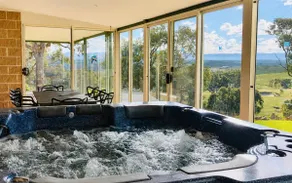 Hollams Horizon Farm Stay - Lake & Mountain Views - Image 4