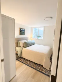 Modern GardenLevel Suite w/ Private Entry Downtown - Image 2