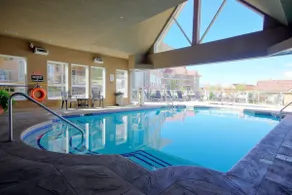 Downtown Waterfront Resort with Pool Discovery Bay - Image 5