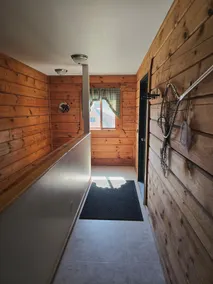 Green Bear Cabin - Image 2