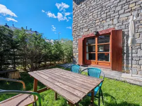 Bajo rústico con jardín privado en la Vall de Boí - Puig Falcó 3 - Image 3