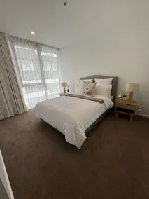 Modern 3BR Apartment in Vibrant Manuka - Image 4