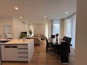 Modern 3BR Apartment in Vibrant Manuka - Image 3