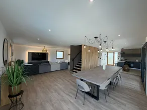 Family house - sleeps 12 (Air-conditioned) - Image 3