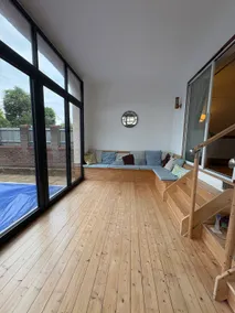 Four bed house in Aldershot - Image 5