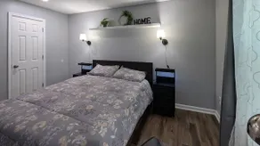 Stylish Duplex w/ Garage | 15 Min to Downtown KC - Image 2