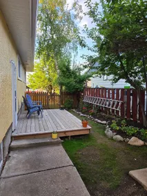Honey Haus | 2BR | King Bed | Free Parking - Image 4