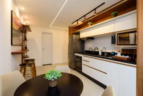 Glória Premium Pool, Parking Space + Amazing Rooftop - Image 2