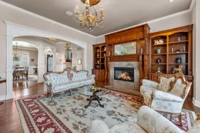 Luxury Estate Mansion~Theater Game Room Gym Suites - Image 2