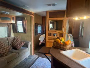 The Grand Center Suite - Image 3