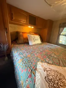 The Grand Center Suite - Image 4