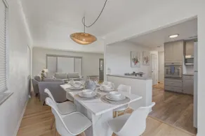 Bright Family Retreat W/Sauna + Game Room - Image 2