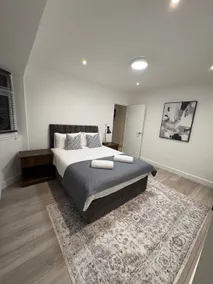 Modern 3 bedroom Apartment, Sleep 5 - Image 3