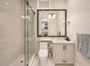 PointGrey Luxe Hi-ceil Semi bsmt Beach Forest& UBC - Image 3