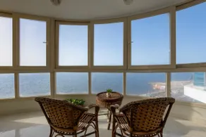 Luxury Sea View Apartment - Image 2