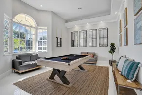 Spacious 8BR retreat w/ pool & game room - Image 3