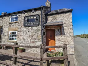Upstairs at the Sun Inn - Image 2