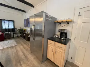 Spacious Country Getaway - Image 3