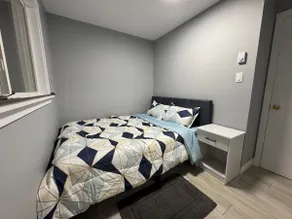 Cozy 3BR Downtown Fredericton Home with Parking - Image 4