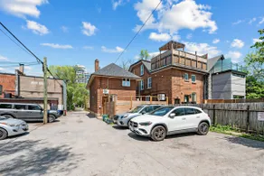 Cozy & Warm Vacation in Midtown Toronto - Image 5