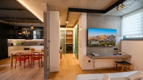i1Athens - Image 4