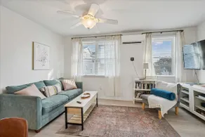 Oceanblock & Downtown Bethany - 2 bed / 1 bathroom with Private Sun Porch - Image 2