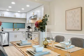 Marbella Lane-Cozy Luxury Townhome near Microsoft - Image 3
