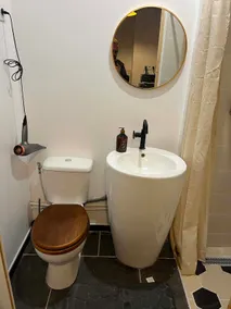 Cozy Studio with Private Jacuzzi, Modern Comfort - Image 3