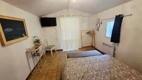 The Puits Gîte - Romantic getaway with pool - Image 4