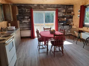 Lakeside Chalet - Image 2