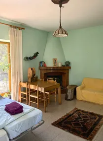 Peaceful Mountain Home with Panoramic Valley Views - Image 2