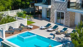Ny! Villa MIRNA med opvarmet pool og spabad, boblebad, traditionel vinbar - Image 2