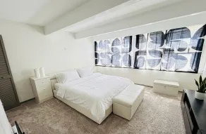 Near UChicago | 86 inches TV | Kitchen - Image 5