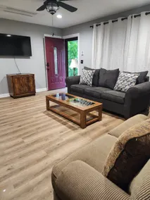 Lilac Lane Game Room Hot Tub - Image 4
