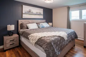 Cozy Renovated House in the Heart of the City - Image 3