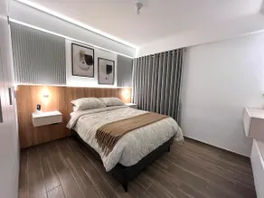 Midtown House - Image 2