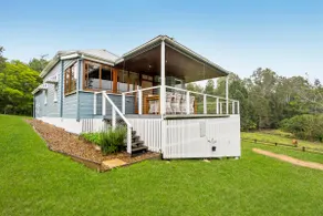 Picturesque Brookfield Cottage Retreat w/ Pool - Image 5